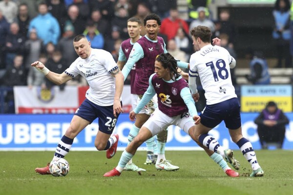 Hannibal Majbri Accused Midfielder Burnley